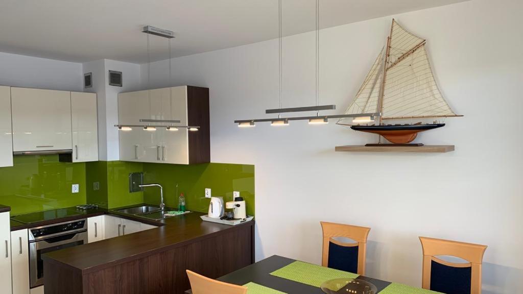 Apartament Portowe Wspomnienia 乌斯特卡 外观 照片